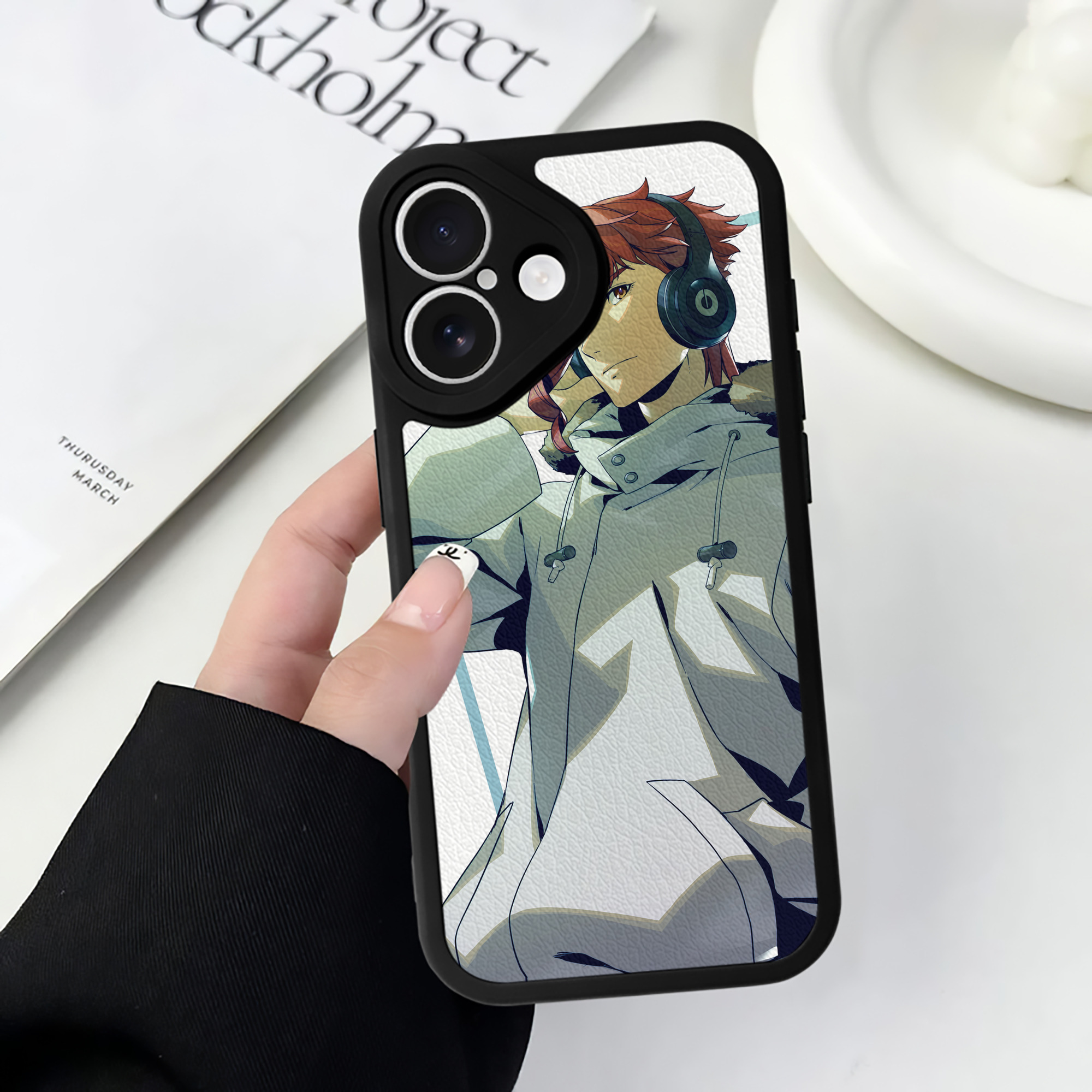 （画像用） ジョジョの奇妙な冒険 JoJo's Bizarre Adventure 【iPhone 16シリーズ対応】シリコンスマホケース（レザー調） 材質：シリコン